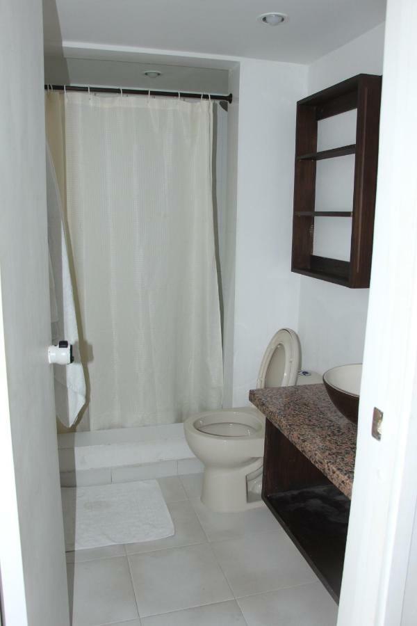 Apartamento En El Centro De San Andres Islas Con Vista Al Mar- Edificio Bay Point 703 Exterior photo